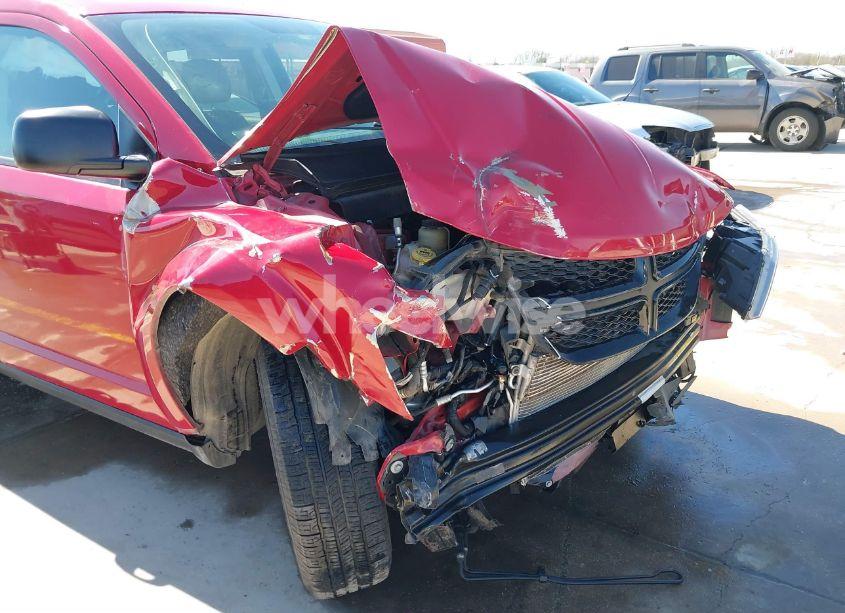 Photo 6 of 2018 Dodge Journey SE (VIN 3C4PDCAB0JT352858)