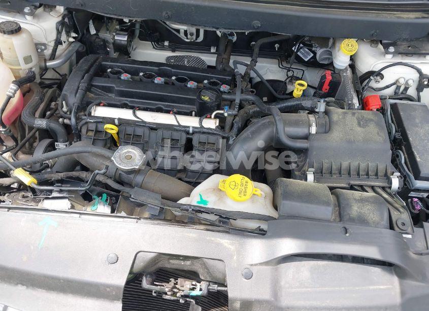 Photo 10 of 2018 Dodge Journey SE (VIN 3C4PDCAB0JT364007)