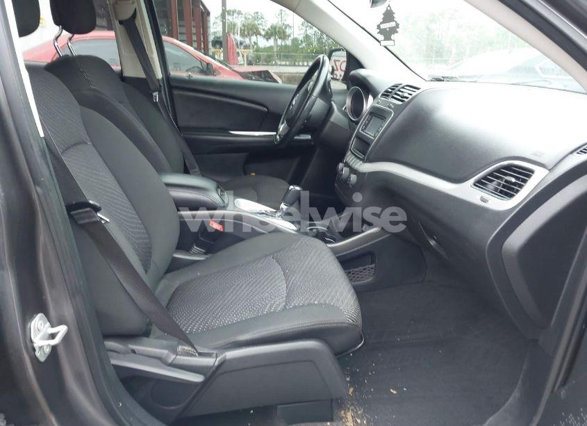 Photo 5 of 2020 Dodge Journey SE VALUE (VIN 3C4PDCAB0LT274486)
