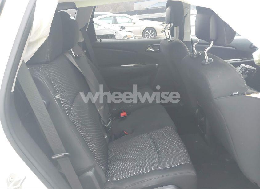 Photo 8 of 2020 Dodge Journey SE VALUE (VIN 3C4PDCAB0LT275900)