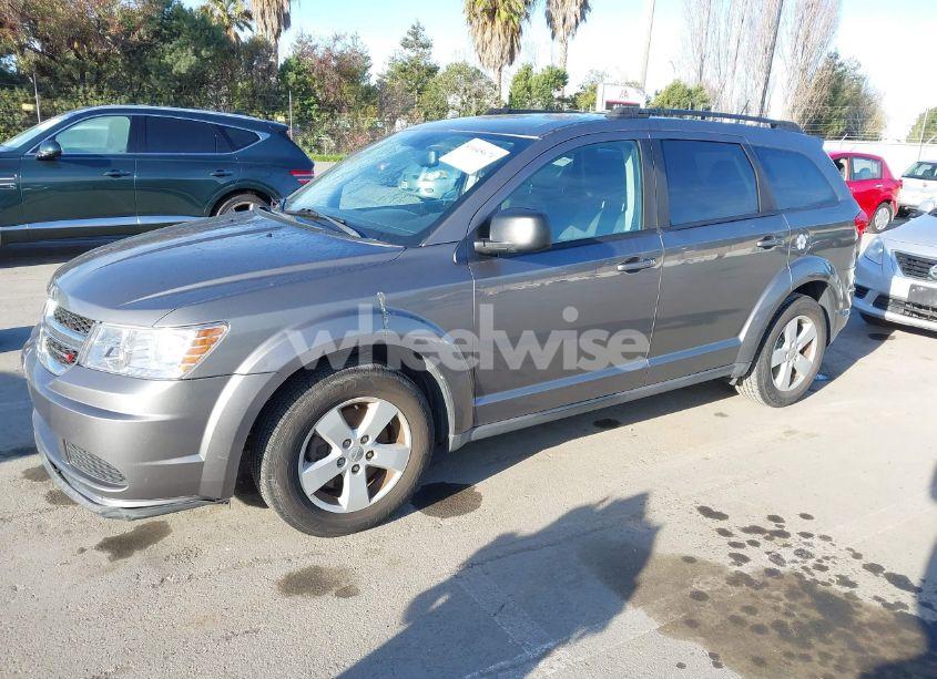 Photo 2 of 2013 Dodge Journey SE (VIN 3C4PDCAB1DT612673)