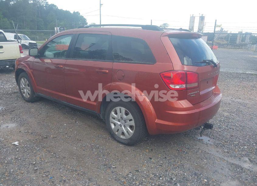 Photo 3 of 2014 Dodge Journey SE (VIN 3C4PDCAB1ET203610)