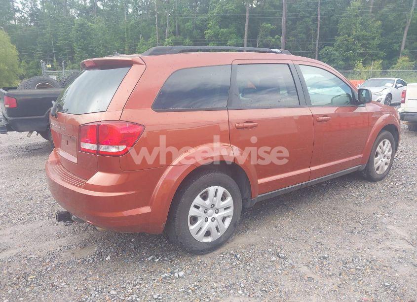 Photo 4 of 2014 Dodge Journey SE (VIN 3C4PDCAB1ET203610)