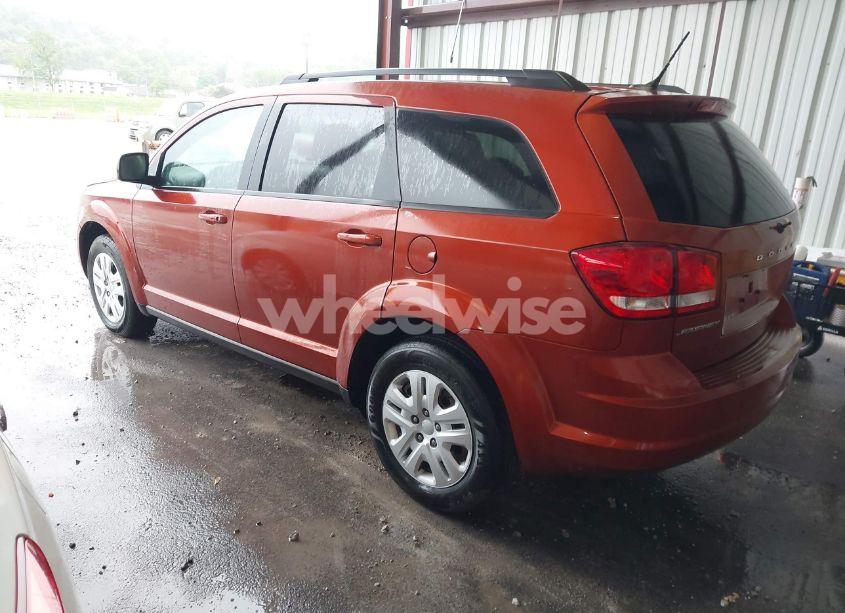 Photo 3 of 2014 Dodge Journey SE (VIN 3C4PDCAB1ET227003)