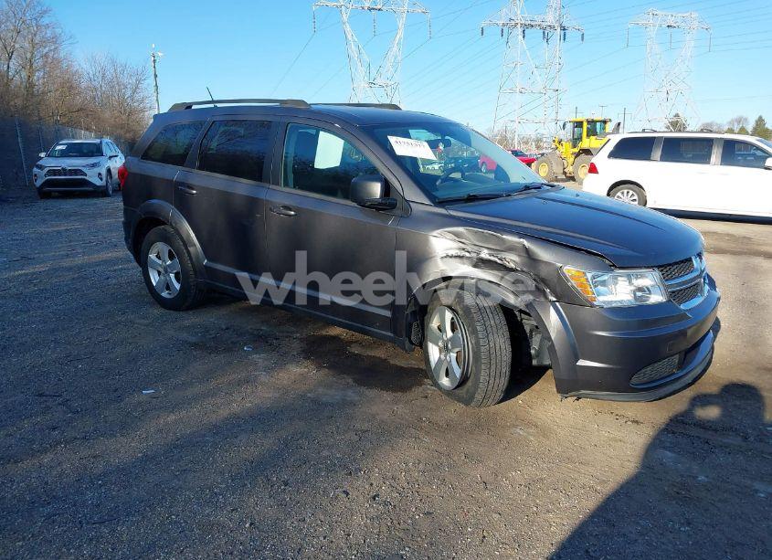 2015 Dodge Journey SE (VIN 3C4PDCAB1FT632098) main photo