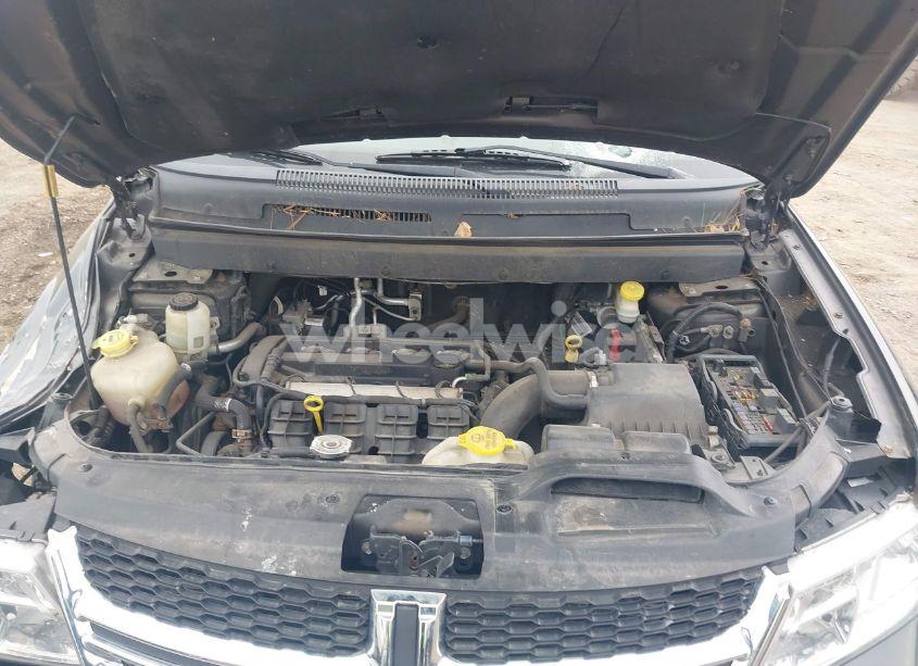 Photo 10 of 2016 Dodge Journey SE (VIN 3C4PDCAB1GT120164)