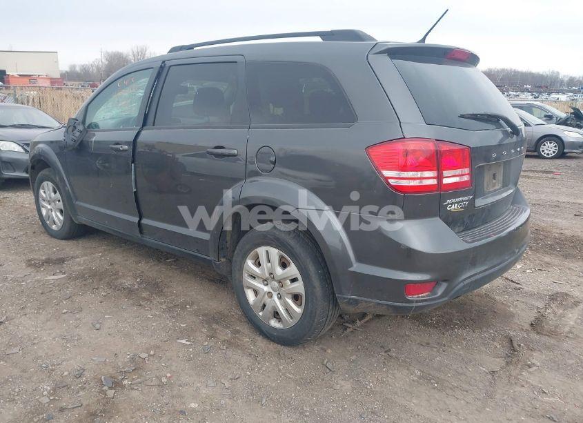 Photo 3 of 2016 Dodge Journey SE (VIN 3C4PDCAB1GT120164)