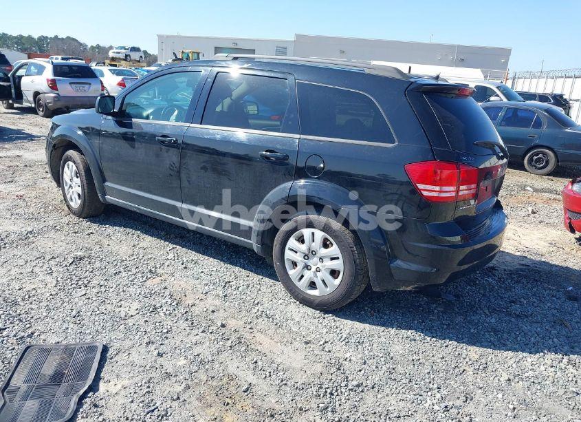 Photo 3 of 2016 Dodge Journey SE (VIN 3C4PDCAB1GT159093)