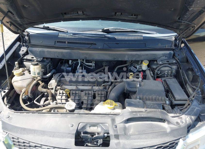 Photo 10 of 2016 Dodge Journey SE (VIN 3C4PDCAB1GT173897)