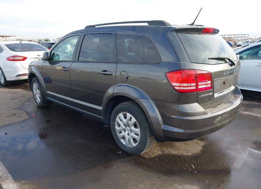 Photo 3 of 2016 Dodge Journey SE (VIN 3C4PDCAB1GT213914)