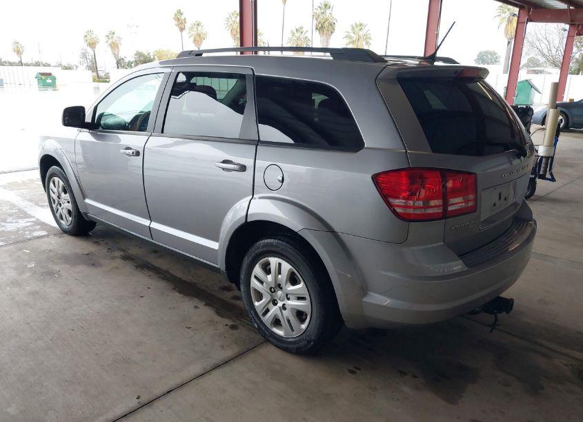 Photo 3 of 2016 Dodge Journey SE (VIN 3C4PDCAB1GT219440)