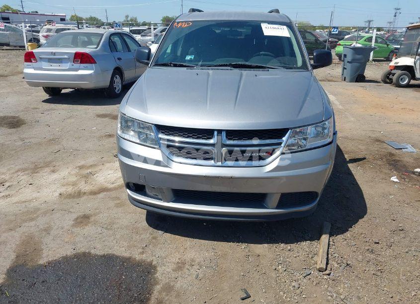Photo 6 of 2016 Dodge Journey SE (VIN 3C4PDCAB1GT230387)