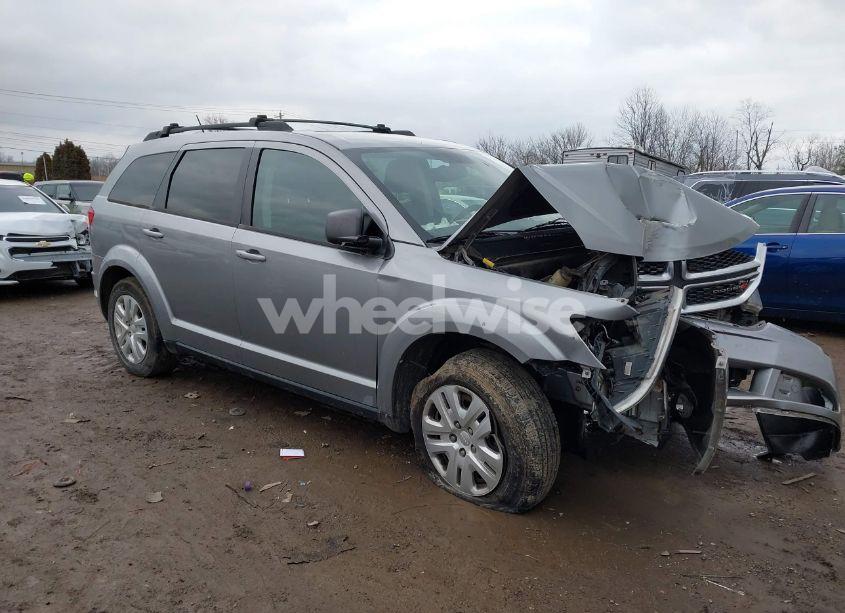 2016 Dodge Journey SE (VIN 3C4PDCAB1GT234634) main photo
