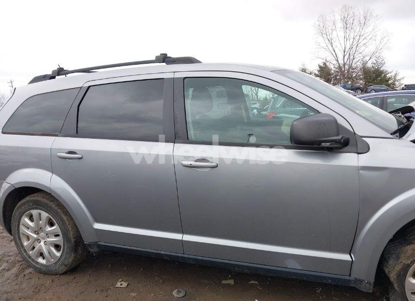 Photo 13 of 2016 Dodge Journey SE (VIN 3C4PDCAB1GT234634)