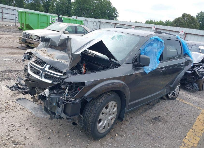 Photo 2 of 2016 Dodge Journey SE (VIN 3C4PDCAB1GT250039)