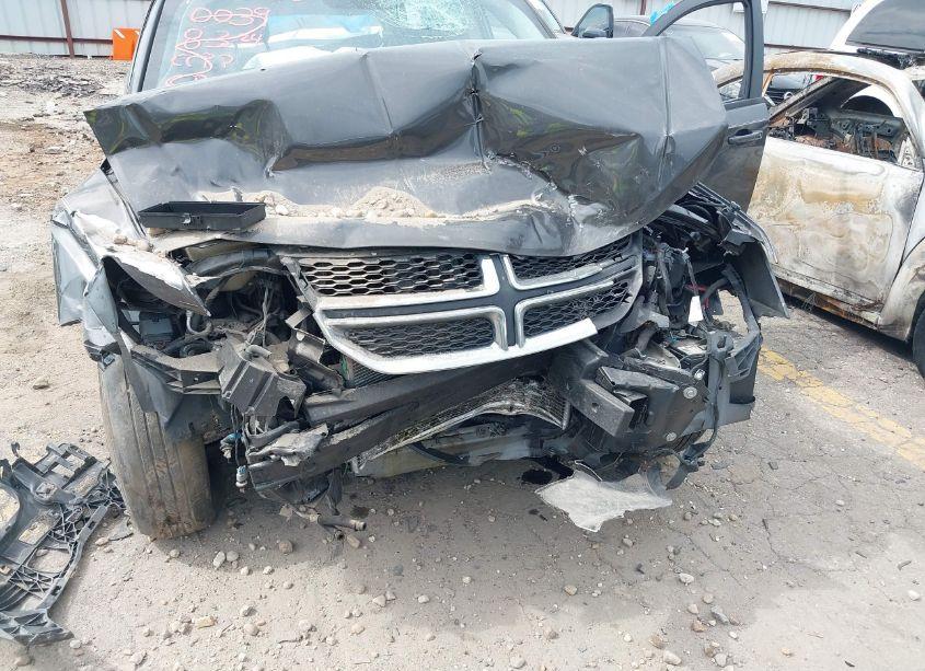 Photo 6 of 2016 Dodge Journey SE (VIN 3C4PDCAB1GT250039)