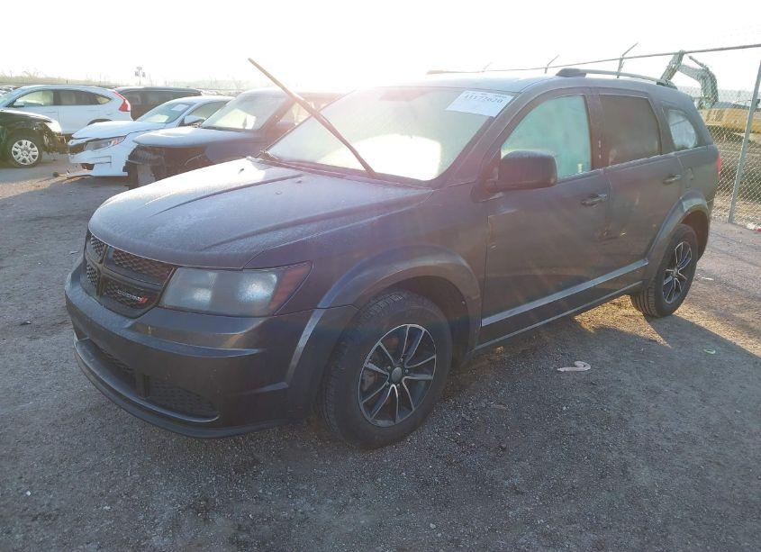 Photo 2 of 2017 Dodge Journey SE (VIN 3C4PDCAB1HT683474)