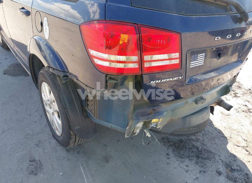 Photo 6 of 2017 Dodge Journey SE (VIN 3C4PDCAB1HT694569)