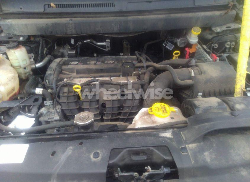 Photo 10 of 2017 Dodge Journey SE (VIN 3C4PDCAB1HT709460)