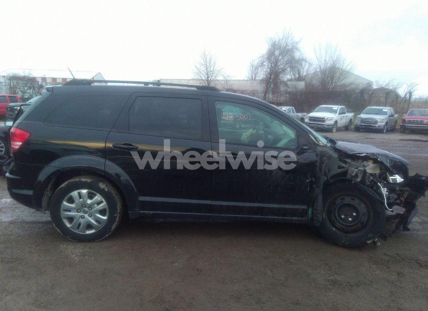 Photo 13 of 2017 Dodge Journey SE (VIN 3C4PDCAB1HT709460)