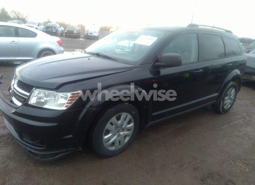 Photo 2 of 2017 Dodge Journey SE (VIN 3C4PDCAB1HT709460)