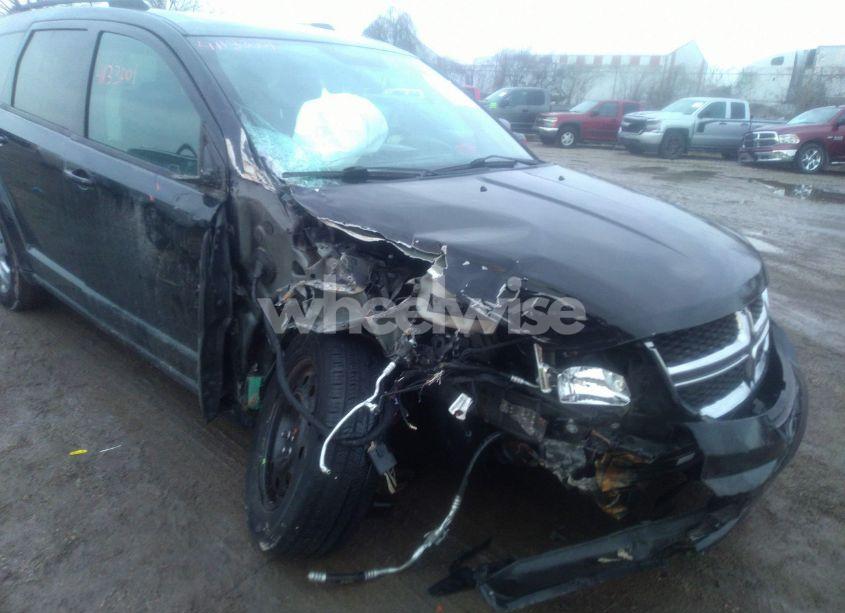 Photo 6 of 2017 Dodge Journey SE (VIN 3C4PDCAB1HT709460)