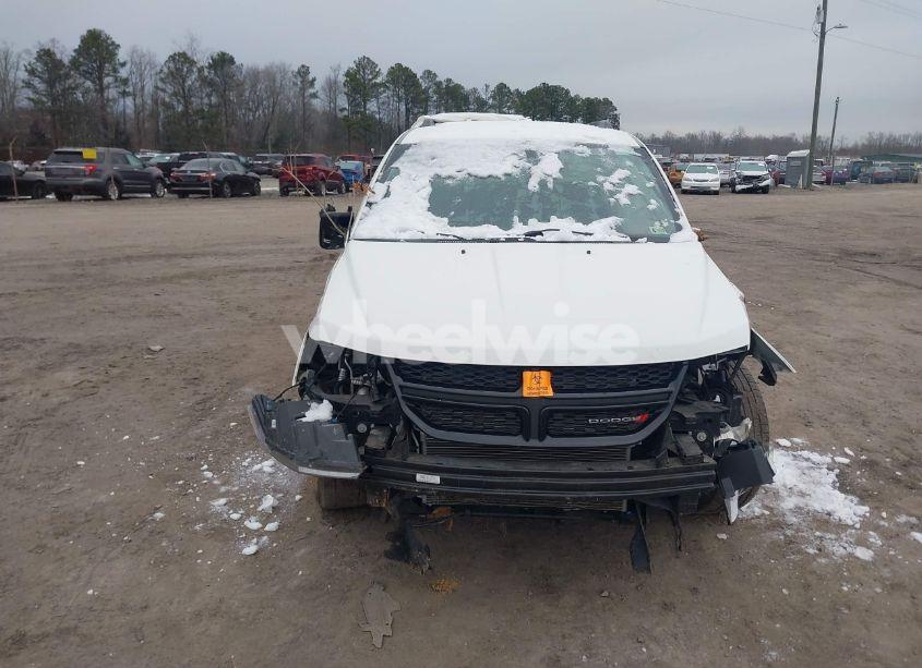 Photo 11 of 2018 Dodge Journey SE (VIN 3C4PDCAB1JT218862)