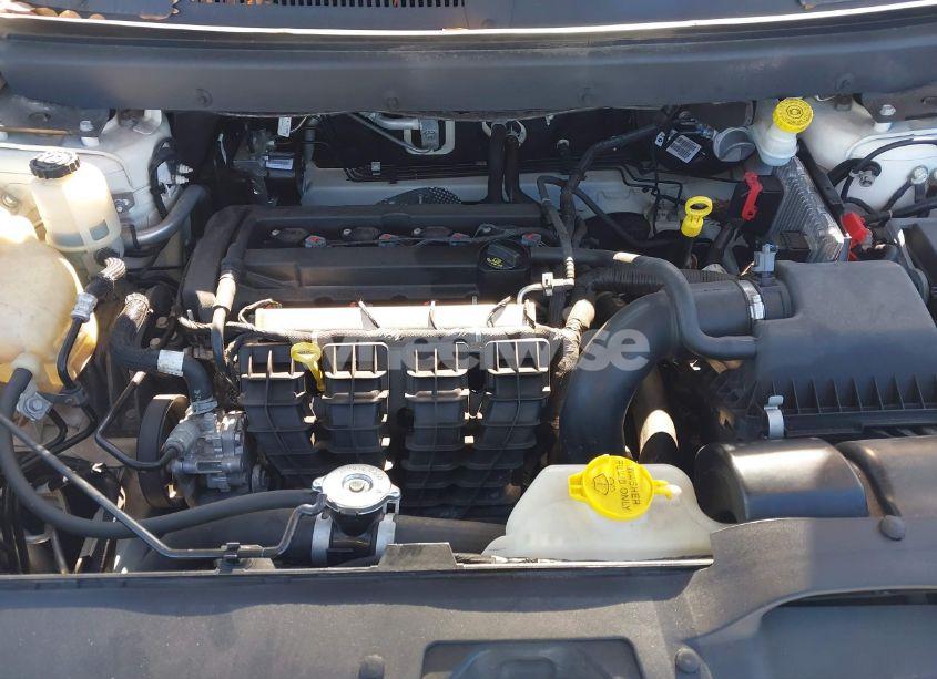 Photo 10 of 2018 Dodge Journey SE (VIN 3C4PDCAB1JT253532)