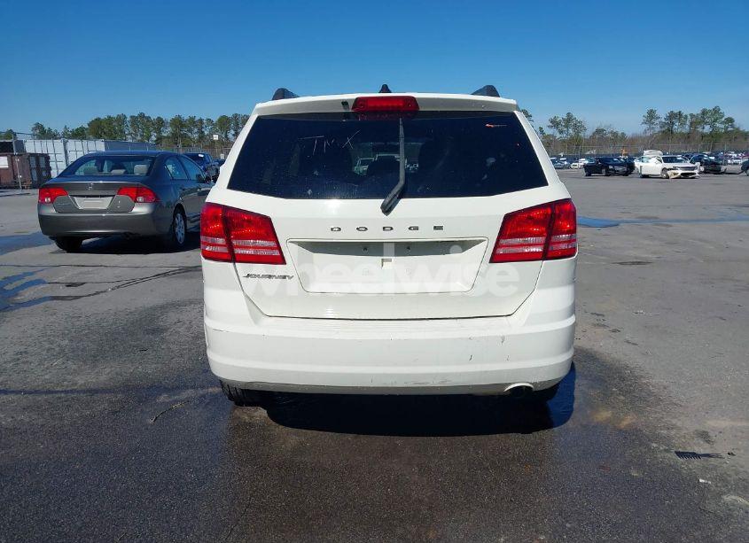 Photo 16 of 2018 Dodge Journey SE (VIN 3C4PDCAB1JT253532)