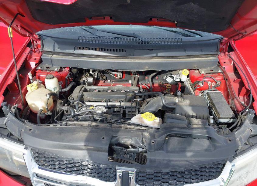 Photo 10 of 2018 Dodge Journey SE (VIN 3C4PDCAB1JT277555)