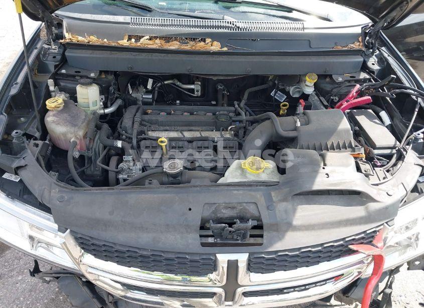 Photo 10 of 2018 Dodge Journey SE (VIN 3C4PDCAB1JT277569)