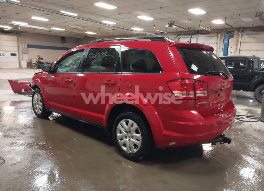 Photo 3 of 2018 Dodge Journey SE (VIN 3C4PDCAB1JT446134)