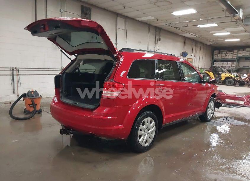 Photo 4 of 2018 Dodge Journey SE (VIN 3C4PDCAB1JT446134)
