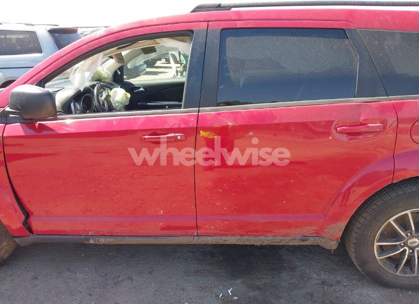 Photo 14 of 2018 Dodge Journey SE (VIN 3C4PDCAB1JT446389)