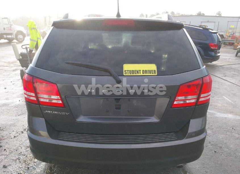 Photo 16 of 2018 Dodge Journey SE (VIN 3C4PDCAB1JT446439)