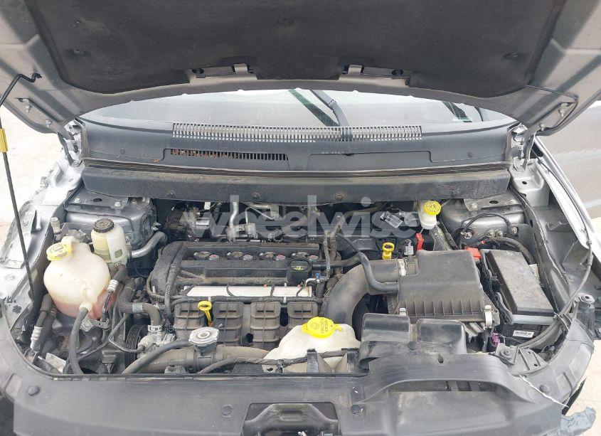 Photo 10 of 2018 Dodge Journey SE (VIN 3C4PDCAB1JT474158)