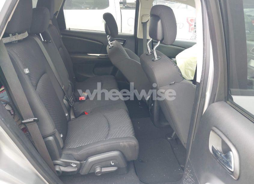 Photo 8 of 2018 Dodge Journey SE (VIN 3C4PDCAB1JT474158)