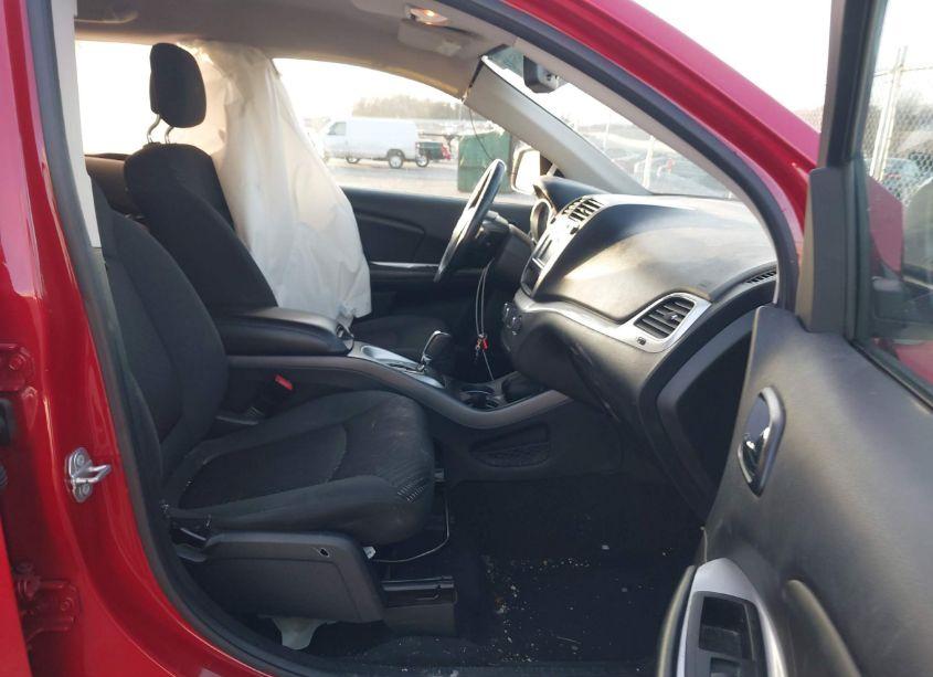 Photo 5 of 2018 Dodge Journey SE (VIN 3C4PDCAB1JT506932)