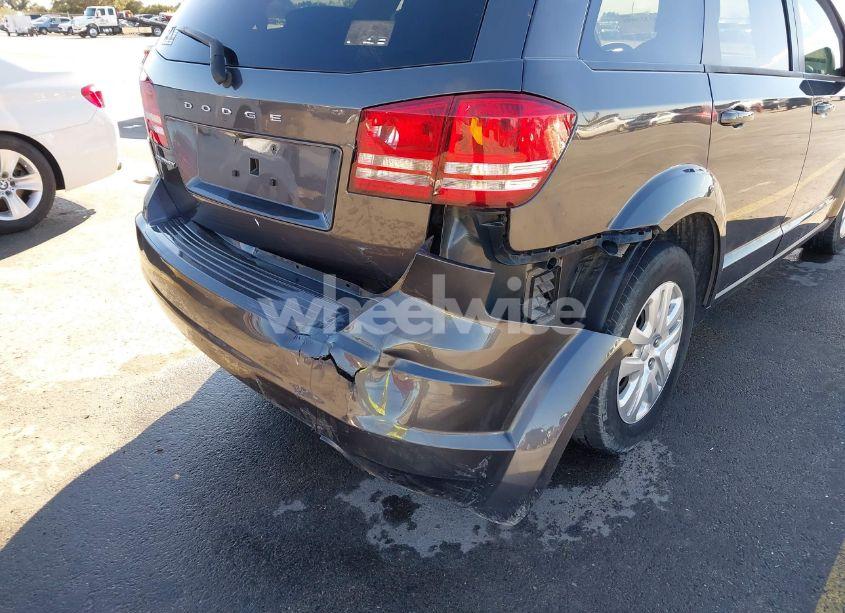 Photo 6 of 2018 Dodge Journey SE (VIN 3C4PDCAB1JT509023)