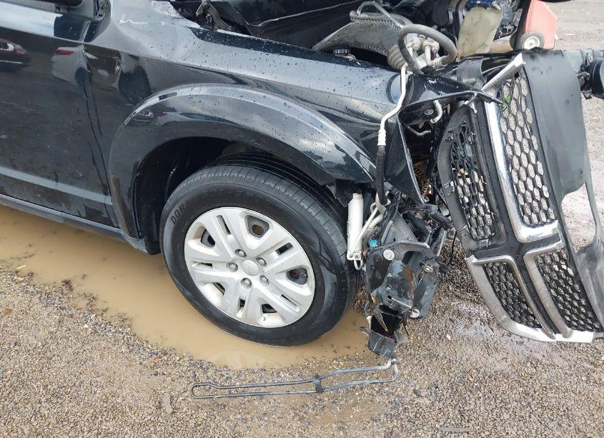 Photo 18 of 2018 Dodge Journey SE (VIN 3C4PDCAB1JT525058)