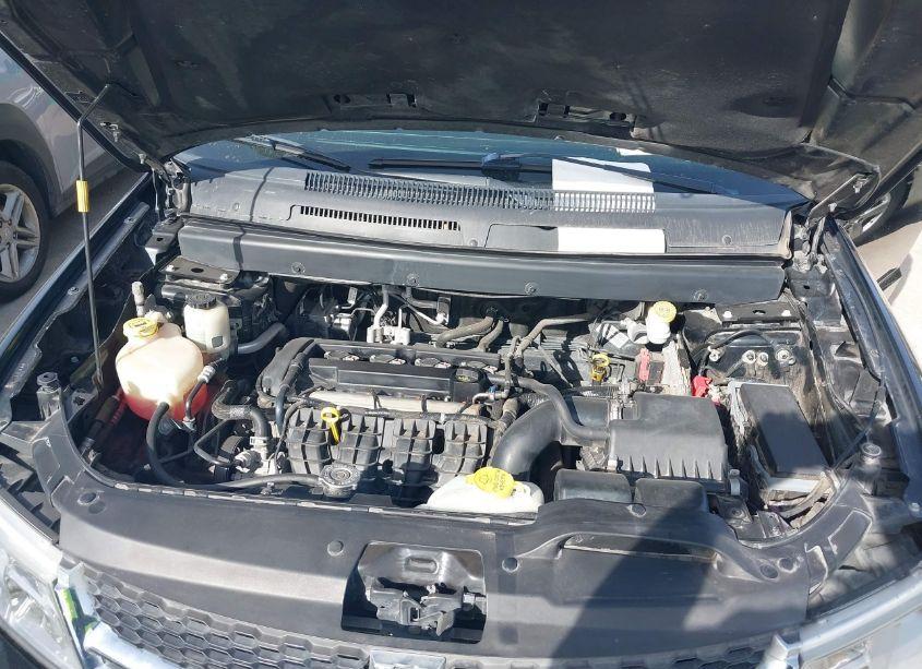 Photo 10 of 2018 Dodge Journey SE (VIN 3C4PDCAB1JT528901)