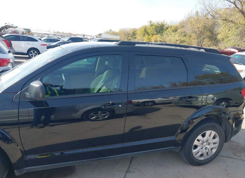 Photo 14 of 2018 Dodge Journey SE (VIN 3C4PDCAB1JT528901)