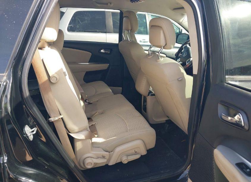 Photo 8 of 2018 Dodge Journey SE (VIN 3C4PDCAB1JT528901)