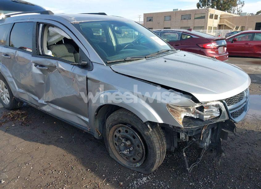 Photo 6 of 2016 Dodge Journey SE (VIN 3C4PDCAB2GT103292)