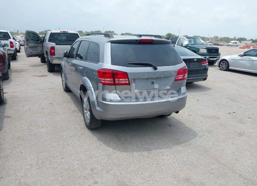 Photo 3 of 2016 Dodge Journey SE (VIN 3C4PDCAB2GT232648)