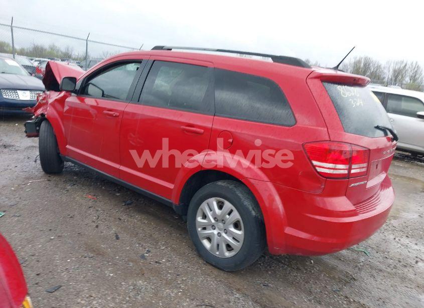 Photo 3 of 2017 Dodge Journey SE (VIN 3C4PDCAB2HT558628)