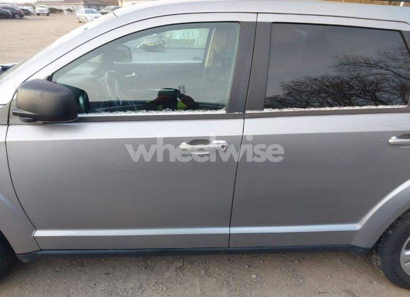 Photo 14 of 2017 Dodge Journey SE (VIN 3C4PDCAB2HT565806)