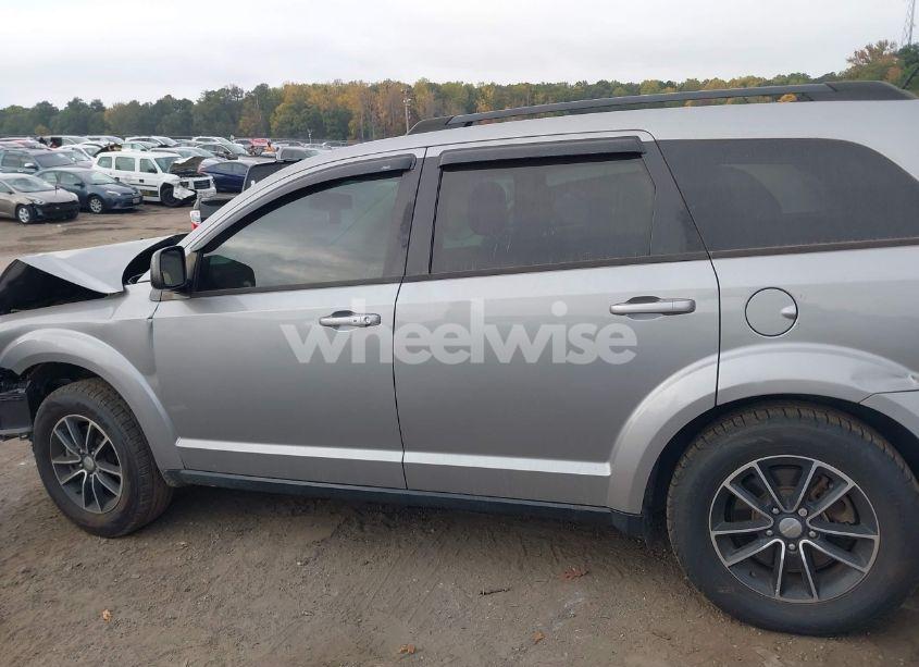 Photo 14 of 2017 Dodge Journey SE (VIN 3C4PDCAB2HT577583)