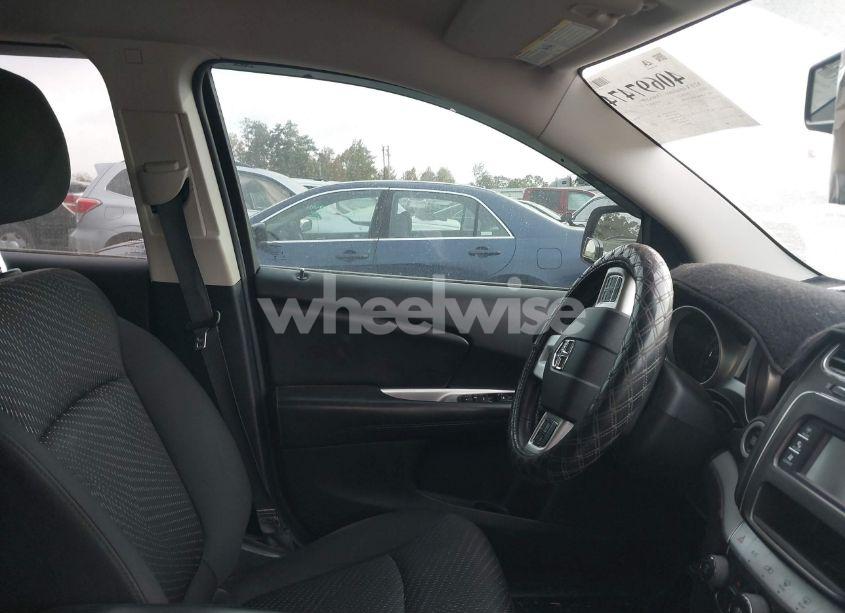 Photo 5 of 2017 Dodge Journey SE (VIN 3C4PDCAB2HT577583)