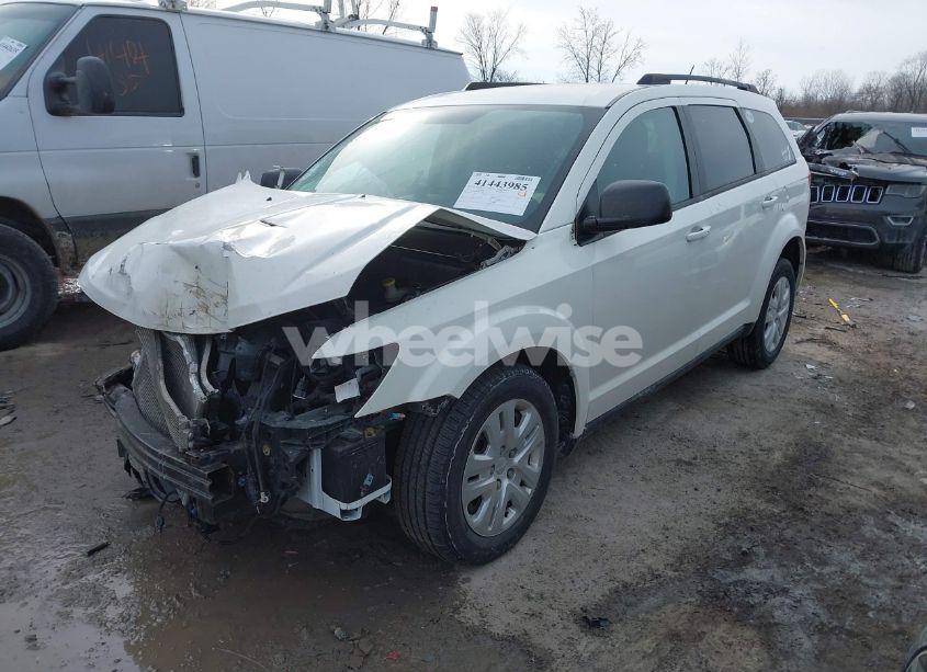 Photo 2 of 2017 Dodge Journey SE (VIN 3C4PDCAB2HT602093)